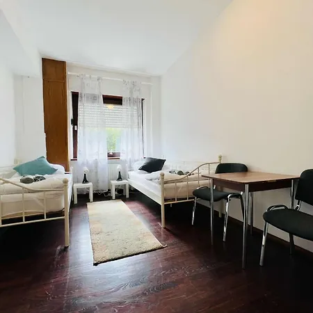 Gpz Monteurzimmer Moebliertes Apartman