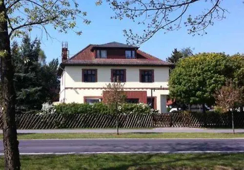 Gpz Monteurzimmer Moebliertes * زيوثين